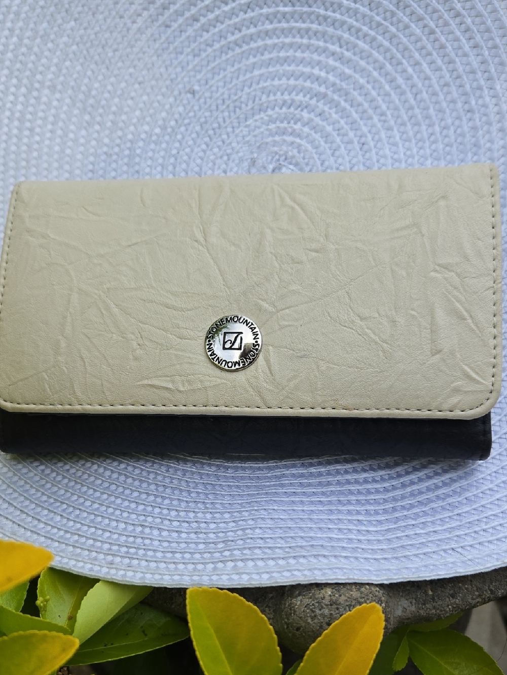 Stone Mountain Faux Leather Tri Fold Clutch Wallet                     (BIN 005)
